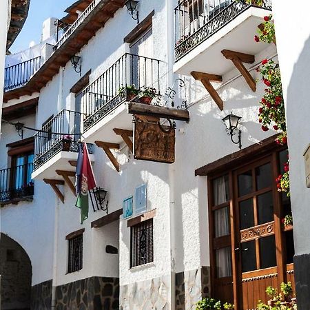 Hotel La Fragua I Тревелес Экстерьер фото